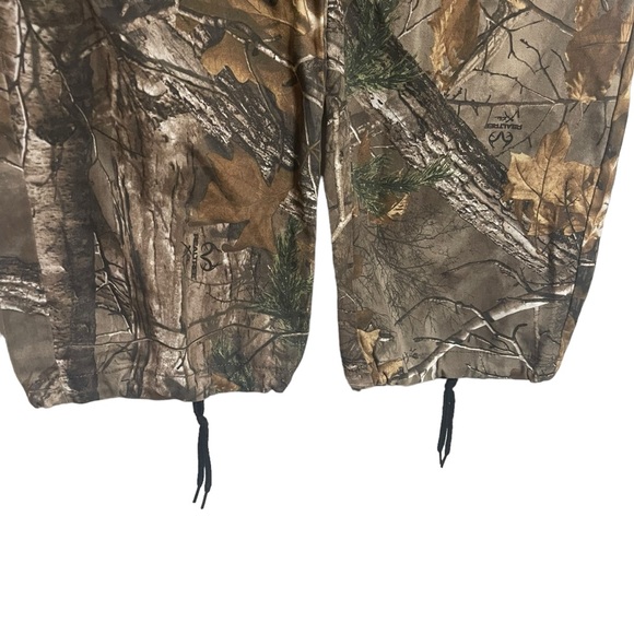 Realtree Xtra Camo Cargo Hunting Pants Size XL 40 - 42 Waist Band - Picture 7 of 9